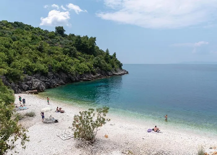 Kneze Bb Cr * Račišće