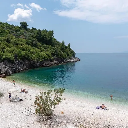 Amazing Home In Racisce With Wifi * Račišće